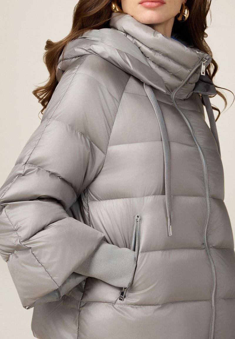 Oltre Piumino grigio - Main Image