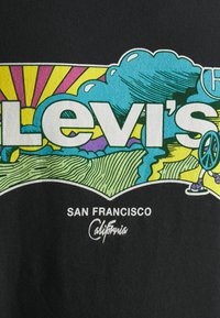 Levi's® Plus GRAPHIC TEE - T-shirt estampada - caviar
