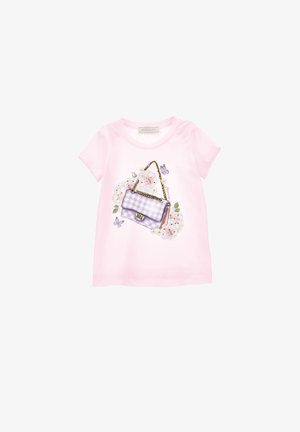 Lichtroze kinder-T-shirt met een print van een paarse handtas, witte bloemen en twee paarse vlinders.