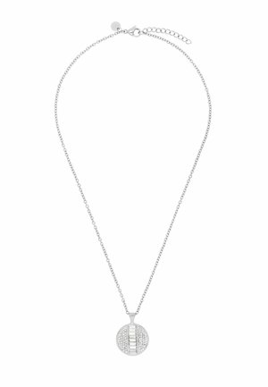 Zilveren ketting met ronde hanger met verticale rechthoekige kristallen in het midden en kleine ronde kristallen aan elke kant.