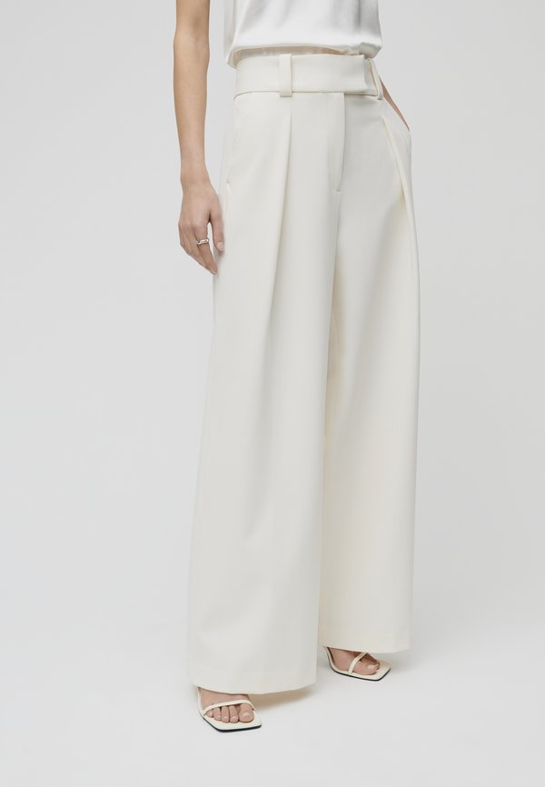 PEONY ROSE - Stoffhose - pearl