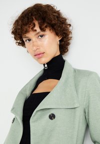 ONLY ONLSEDONA LIFE SOPHIA - Short coat - hedge green