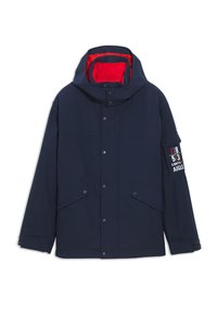 Giacca con cappuccio blu navy con fodera rossa, bottoni a pressione anteriori, tasche con patta, polsini regolabili e patch con numeri e testo "Aigle" sulla manica.