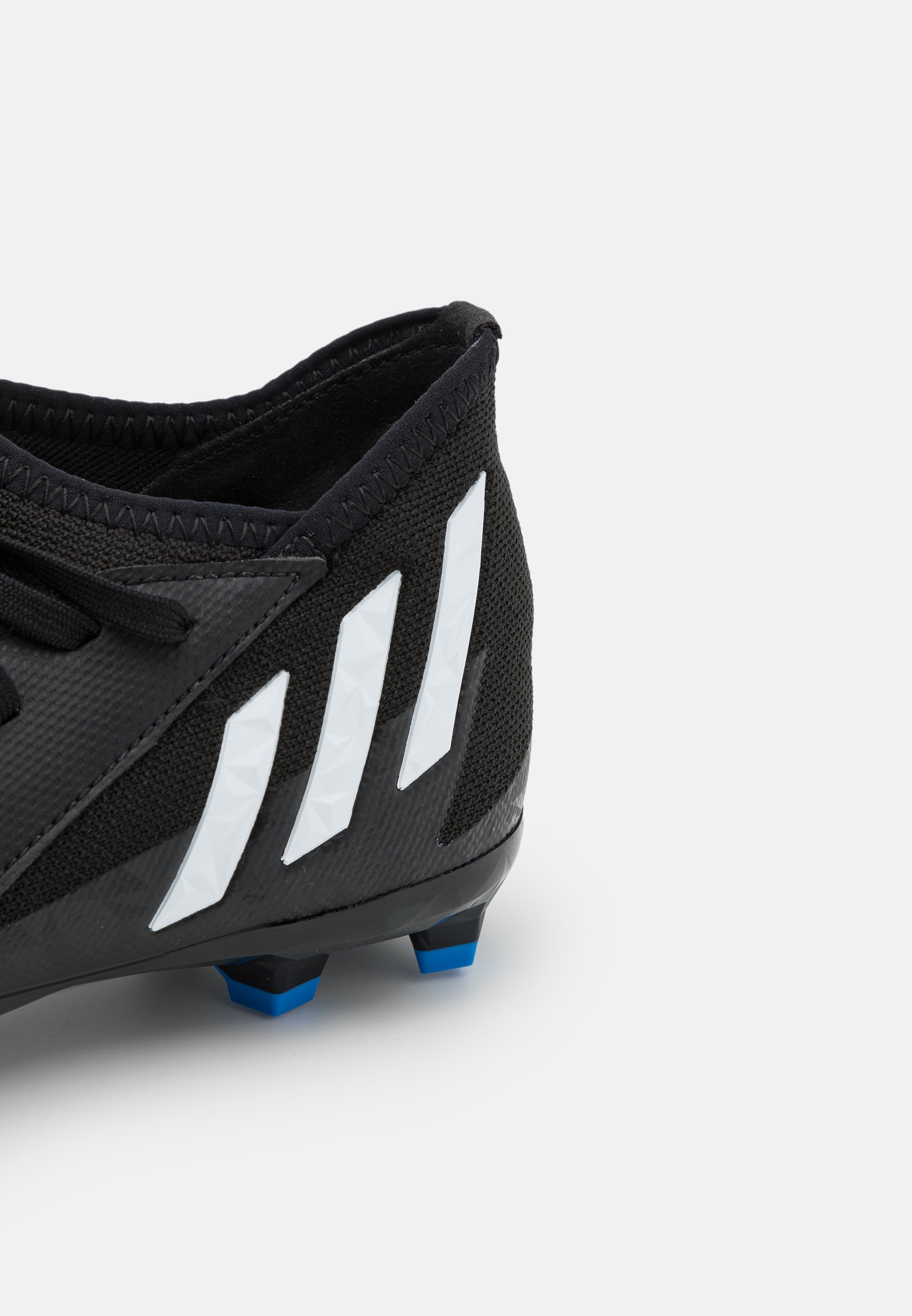adidas Performance PREDATOR EDGE.3 FG UNISEX - Voetbalschoenen met  kunststof noppen - core black/footwear white/vivid red/zwart - Zalando.nl