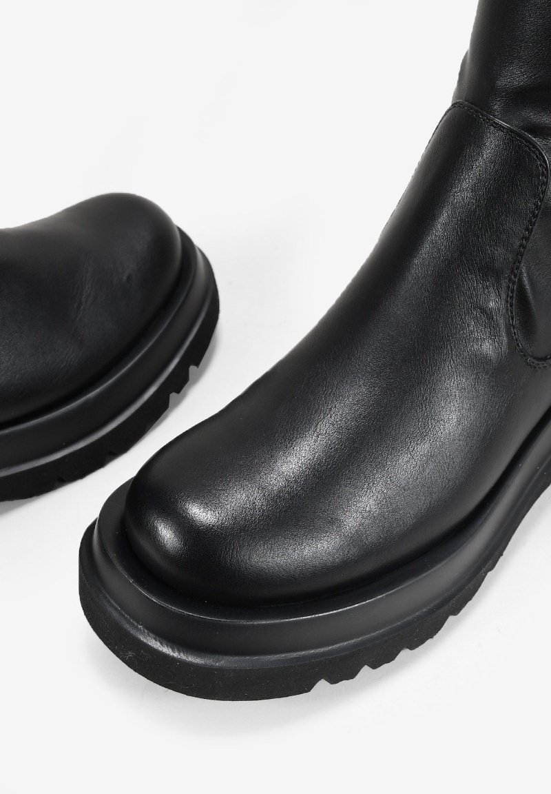 Botas chelsea negras en piel | BOSANOVA | Nueva Colección -10% esta semana