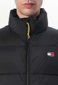 Tommy Jeans VAIL PUFFER VEST - Veste - black