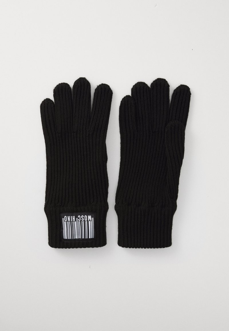 Mănuși negre tricotate cu textură ribbed, având un eticheta cu cod de bare pe mansetă. Designul include deschideri pentru cinci degete.