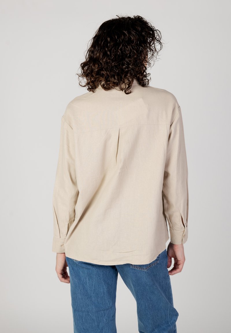 ONLY ONLCARO LS OVS BL CC PNT 15278795 - Hemdbluse - beige 