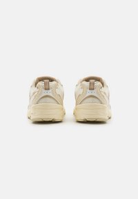 New Balance 530 - Baskets basses - bone
