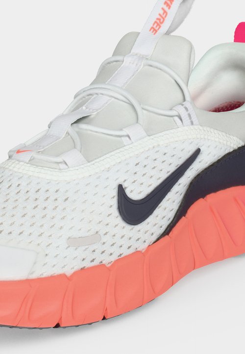 Nike FREE RIDE UNISEX - Road running shoes - white/gridiron/hyper pink/atomic pink — photo 7