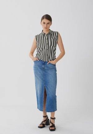 TOMANNI - Blusa - deep depths