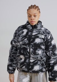 The North Face POLAR NUPTSE JACKET - Dūnu jaka - black