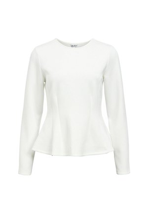 Haut blanc à manches longues en tissu lisse avec un col rond et un ourlet évasé, doté d'une coupe cintrée qui met en valeur la silhouette.
