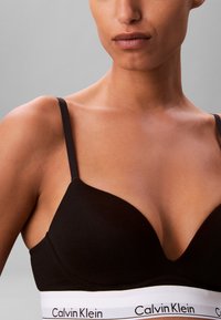 Calvin Klein Underwear PLUNGE ICON - Push-up-bh'er - black