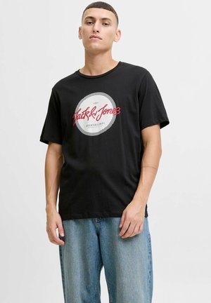 - T-shirt z nadrukiem