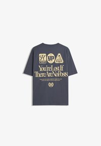 Bershka SHORT SLEEVE - Nyomott mintás póló - dark blue