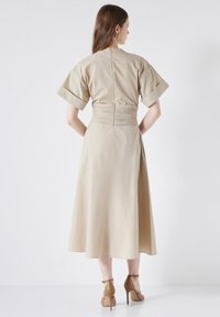 Ipekyol REGULAR FIT DRAPED  - Denní šaty - stone