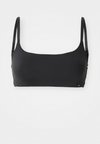 MICRO ESSENTIALS SCOOP NECK  - Pihik - black