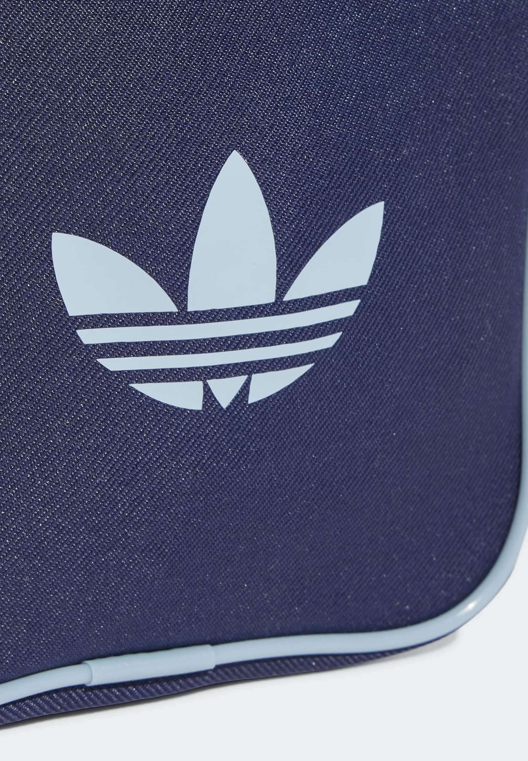 【Adidasコリア】 Adicolor Classic Small Item Bag adidas Adicolor Small Item Bag - Grey | Free Shipping with