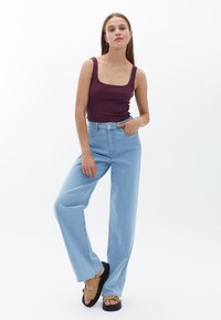 OXXO STRETCH SQUARE NECK SINGLET - Top - grape wine
