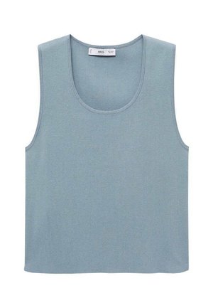 Top bleu deschis, fără mâneci, cu un decolteu rotunjit, realizat dintr-un material tricotat neted, având o textură ușor striată pe întreaga suprafață.