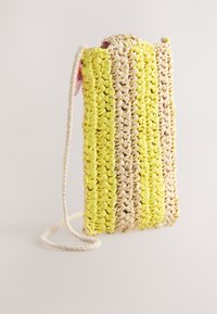 Rankinė per petį - neutral yellow