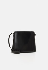 REFINED SCULPT - Τσάντα χιαστί - black