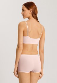 Hanro TOUCH FEELING - CROP - Topp - rose cream