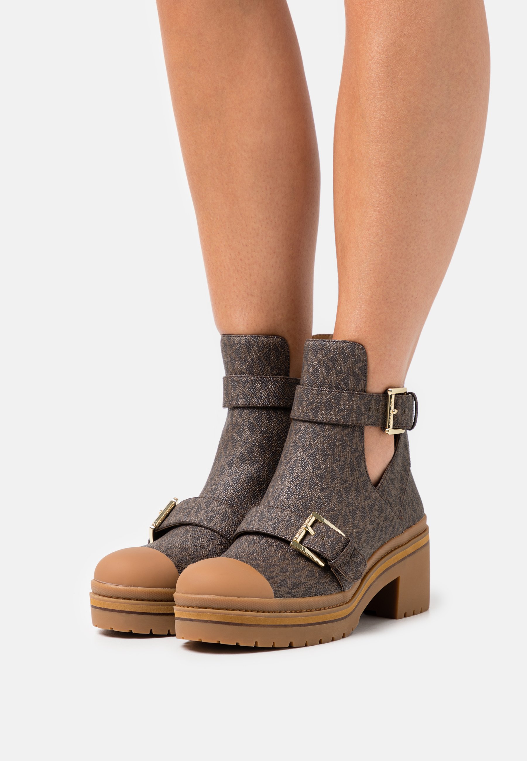 MICHAEL Michael Kors COREY - Botines plataforma brown/marrón - Zalando.es