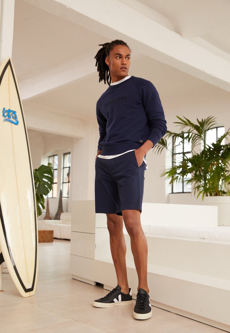 DOCKERS - SMART SUPREME MODERN - Shorts - navy blazer, Ampliar