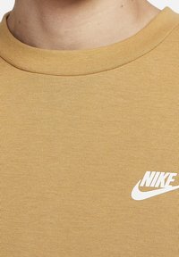 Nike Sportswear Sweatshirt - gold-coloured