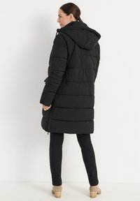 Cellbes of Sweden WARM WITH SIDE ZIPS AT THE BOTTOM - Vinterfrakke - black