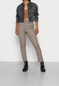 Even&Odd Top - brown