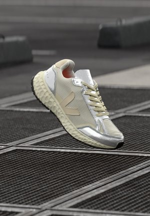 CONDOR ROYALE - Zapatillas - natural/pierre/silver-coloured