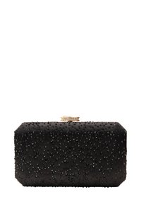 Černá saténová kabelka typu clutch s reliéfními černými perlovými ozdobami, zlatým zapínáním a dekorativními kamínky. Obdélníkový tvar s texturovaným povrchem.