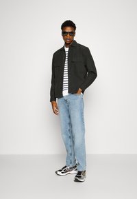 Calvin Klein OVERSHIRT - Suvejakk - black