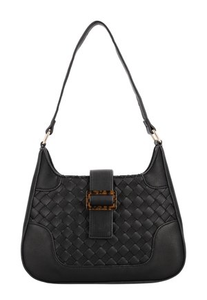 Sort vævet læderhåndtaske med en glat tekstur, der har en rektangulær skildpaddeskalsspænde og en enkelt skulderrem.