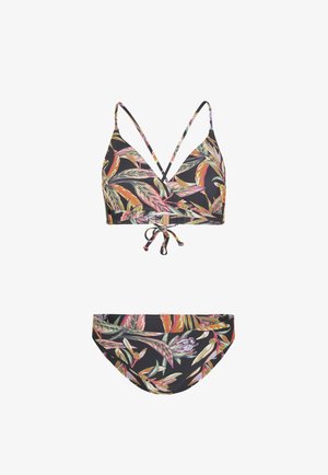 Bikiinikomplekt, millel on must taust ja mitmevärvilised troopilised lehemustrid. Rinnahoidja on kolmnurkse vormiga ja reguleeritavate rihmadega; aluspüksid on klassikalise lõikega.