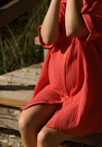 Cache Coeur MATERNITY SHORT BERTILLE - Blousejurk - coralle