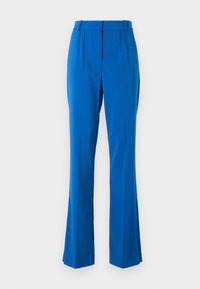 Blaue maßgeschneiderte Hose mit hoher Taille, Falten an der Vorderseite und ausgestellt geschnittenen Beinen mit seitlichen Schlitzen, aus einem glatten, leichten Stoff gefertigt.