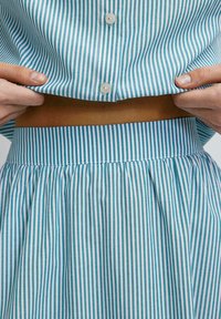 Touché Privé POPLIN VEST SKIRT SET - Vestă - blue