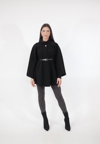 Unausgewählt, schwarz