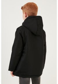 LELA REGULAR FIT - Zimski kaput - black