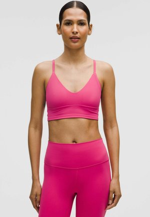 Focuser™ Scoop-Neck A/B - Light support sports bra - raspberry coulis