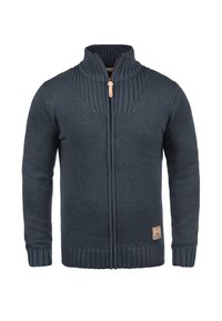 Unausgewählt, insignia b