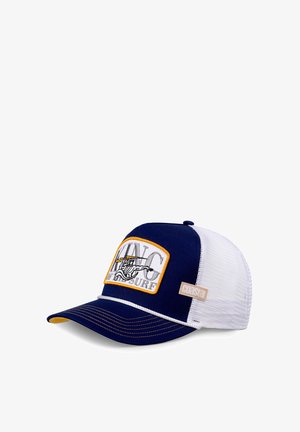 Marineblaue und weiße Trucker-Cap mit Netzrücken, ausgestattet mit einem Frontpatch mit "KING OF THE SURF", gelben Akzenten und kontrastierenden Nähten.