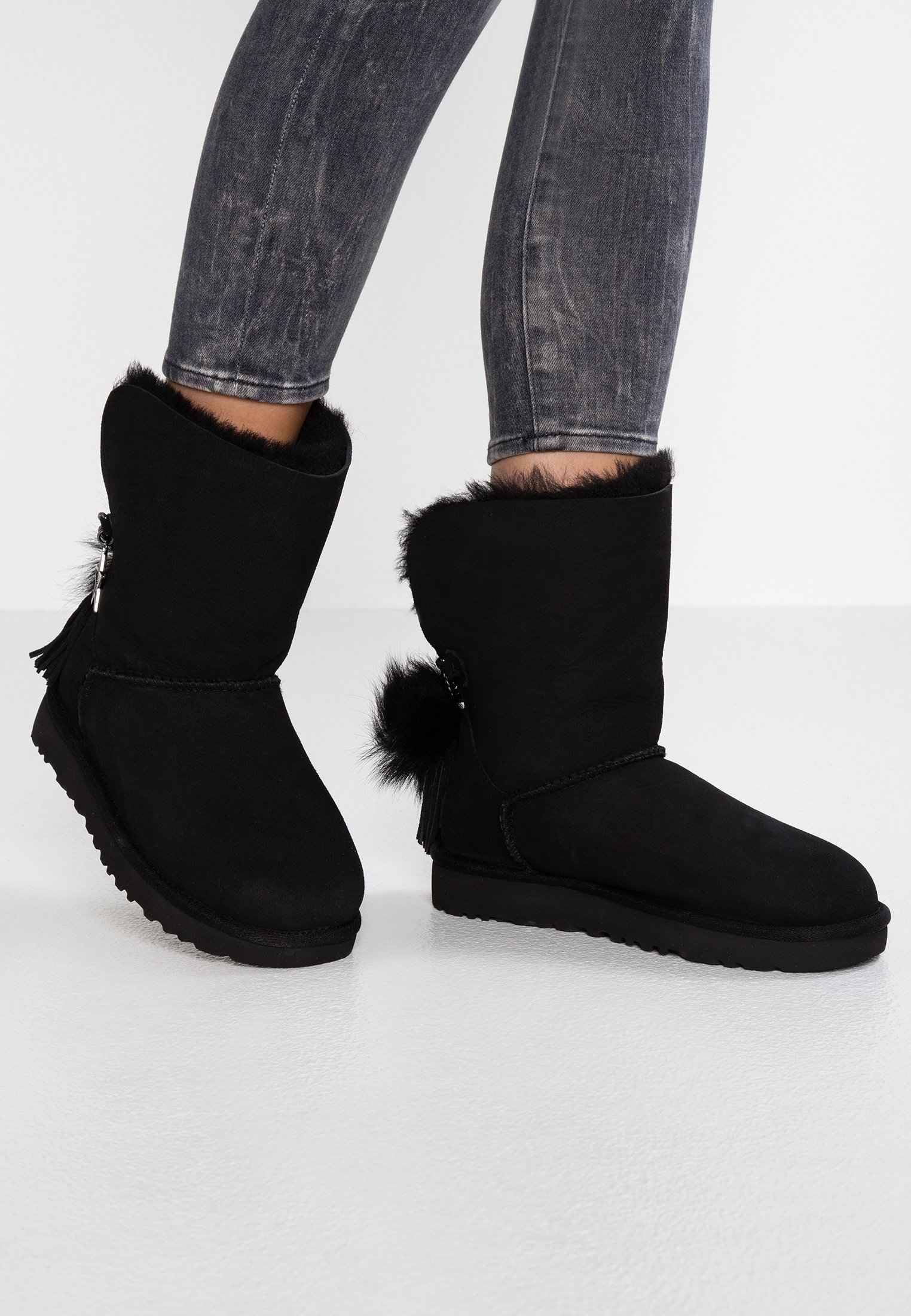 classic charm ugg