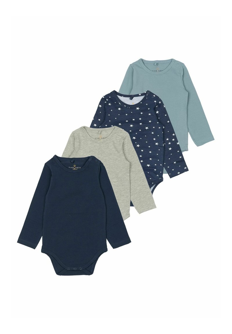 Fire langeærmede bodysuits i navy, grå og lyseblå; en med stjernemønster. Lavet af blødt stof med trykknaplukning.