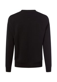 Czarna bluza, gruby materiał, okrągły dekolt, długie rękawy, ribbowe mankiety i dół, gładka struktura, prosty design bez widocznych logo czy wzorów.
