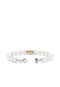 Weißes Perlenarmband mit einer zentralen Goldperle, akzentuiert durch zwei silberne Abschnitte mit Verzierungen und einem Karabinerverschluss.